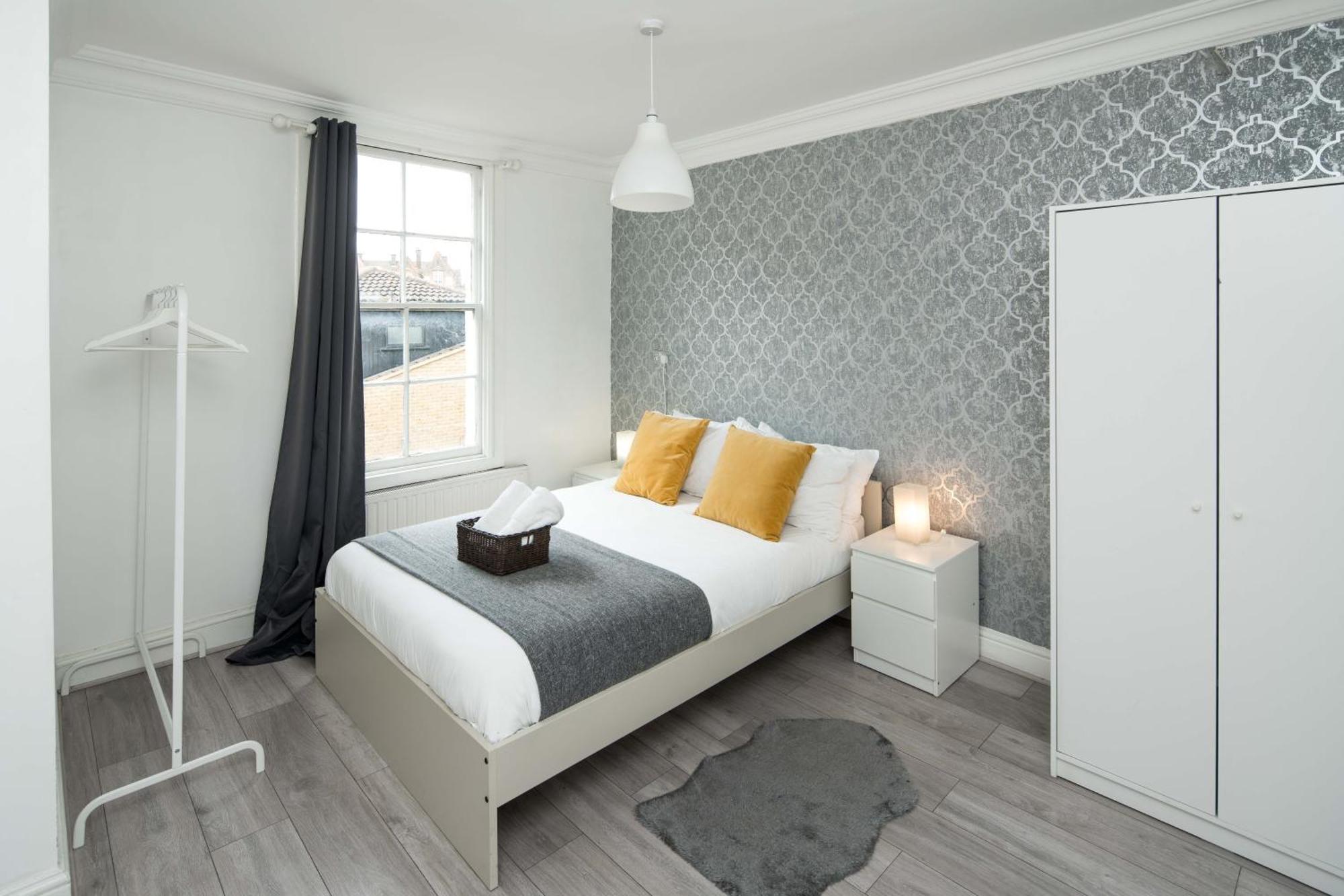 Private Double Room Shared Bathroom Near City Centre Londres Exterior foto